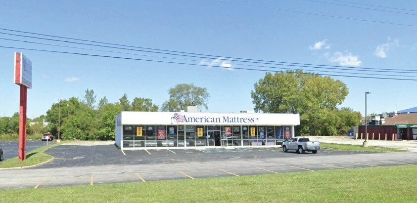 254 W 81st St, Merrillville, IN à louer - Photo de l’immeuble – Image 1 sur 4