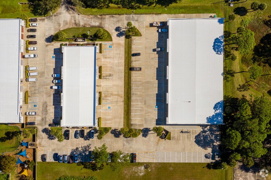 1535 N Cogswell St, Rockledge, FL à louer - Aérien – Image 2 sur 54
