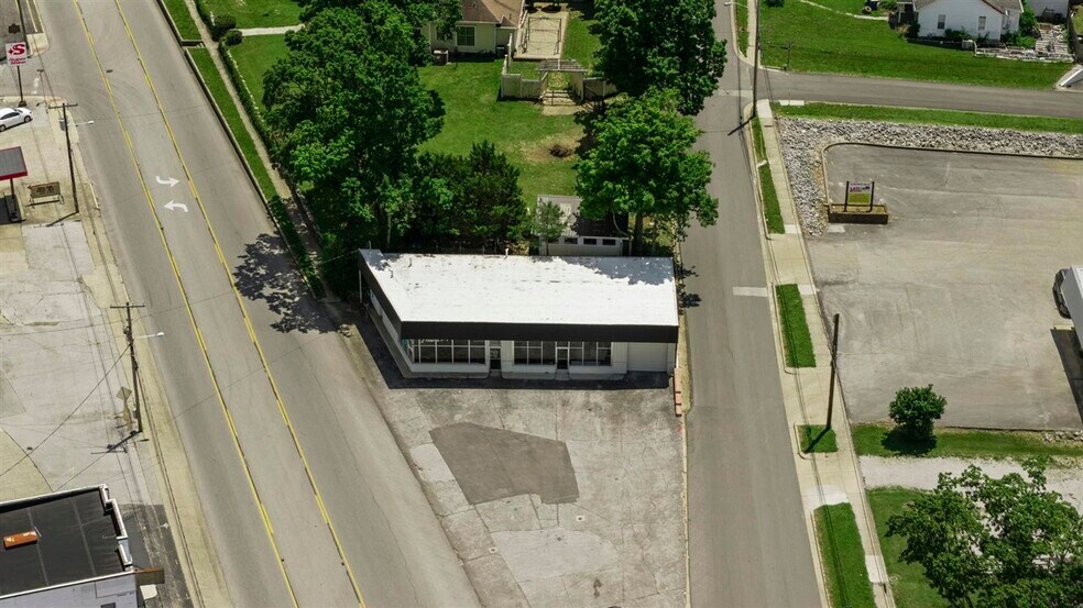 507 N Main St, Franklin, KY à vendre - Photo de l’immeuble – Image 2 sur 10