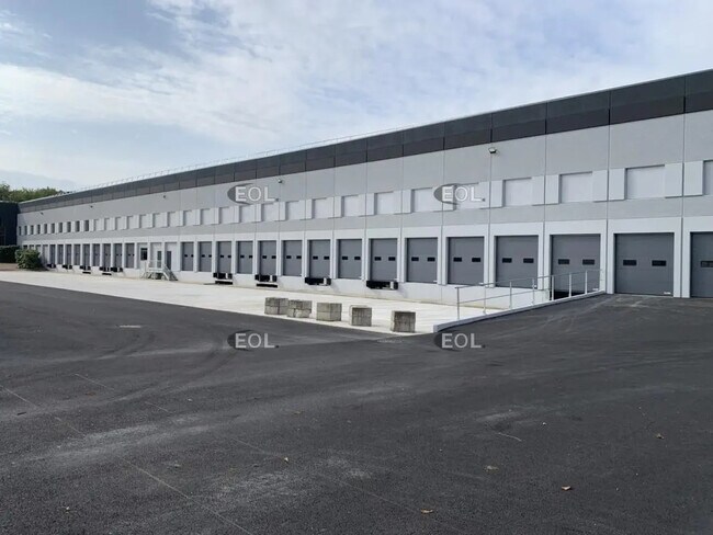 Plus de détails pour Industriel/Logistique à louer