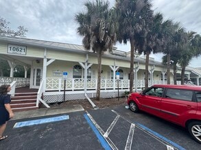 10621 Airport Pulling Rd, Naples, FL à louer Photo intérieure– Image 2 sur 8