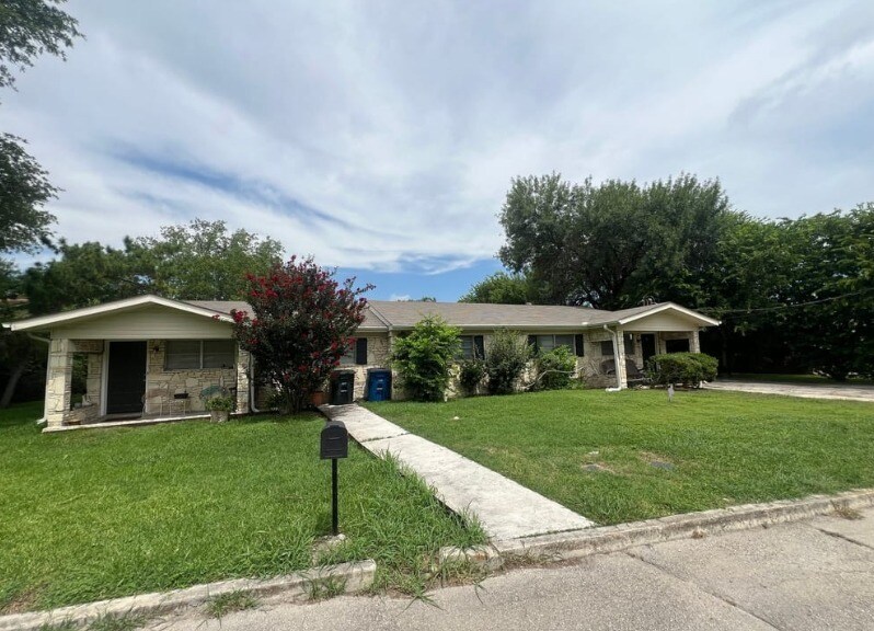 1480 Gardenia Dr, New Braunfels, TX à vendre - Photo principale – Image 1 sur 7