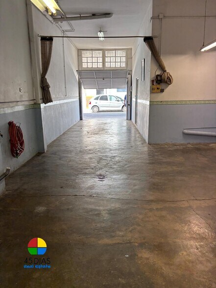 Local commercial dans Cerdanyola del Vallès, Barcelona à louer - Photo intérieure – Image 1 sur 3