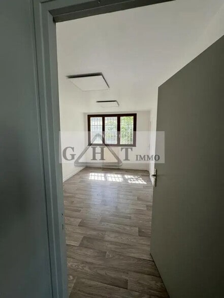 Bureau dans Wissous à louer - Photo intérieure – Image 3 sur 6