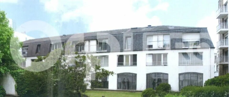 Bureau dans Saint-Brieuc à louer - Photo de l’immeuble – Image 1 sur 5