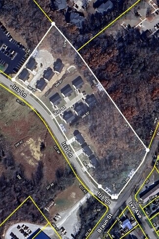 Plus de détails pour 225 Iris Ln, Crossville, TN - Logement à vendre
