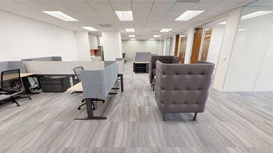 18100 Von Karman Ave, Irvine, CA à louer Numérisation 3D Matterport– Image 1 sur 8