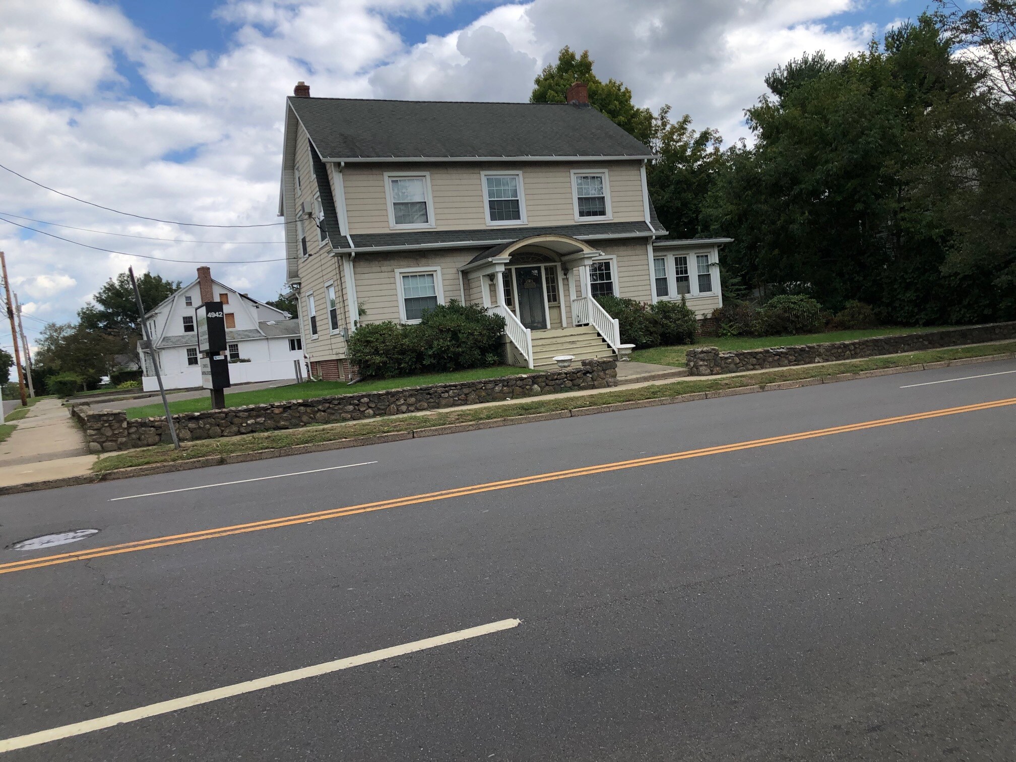 4942, 4934 Main -1, Bridgeport, CT à vendre Photo principale– Image 1 sur 8