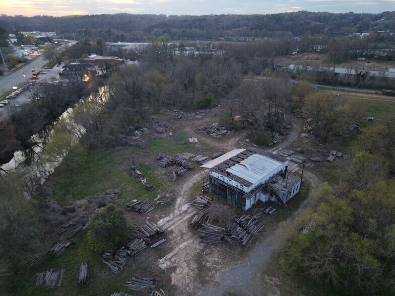 400 River St, Ellijay, GA à vendre - Photo de l’immeuble – Image 2 sur 7
