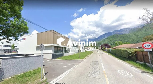 Plus de détails pour Local d’activités à vendre