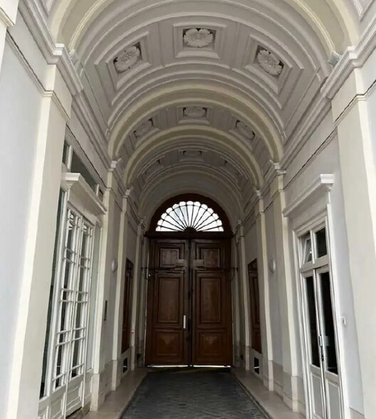 68 Rue De La Chaussee D'Antin, Paris à louer - Hall d’entrée – Image 1 sur 2