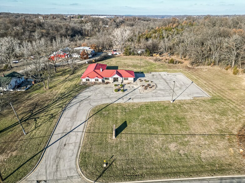 9340 Parallel Pky, Kansas City, KS à vendre - Photo de l’immeuble – Image 3 sur 23