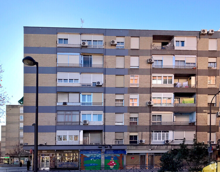 Local commercial dans Getafe, Madrid à louer - Photo de l’immeuble – Image 2 sur 2