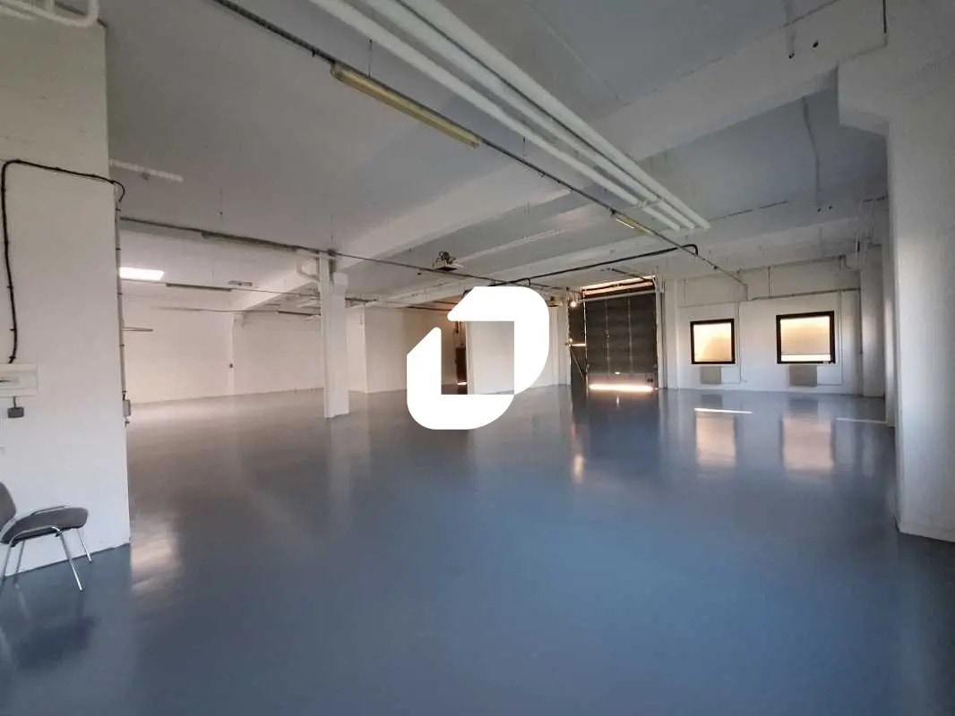 Bureau dans Villebon-sur-Yvette à louer Photo intérieure– Image 1 sur 2