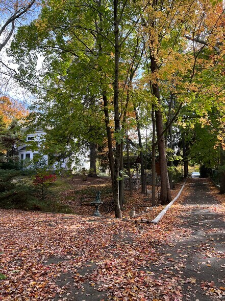 299 Goffle Rd, Ridgewood, NJ à vendre - Photo de l’immeuble – Image 2 sur 9
