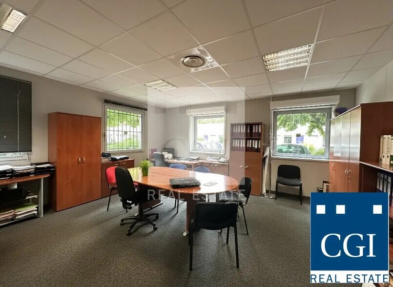 Bureau dans Gières à vendre - Photo intérieure – Image 2 sur 4