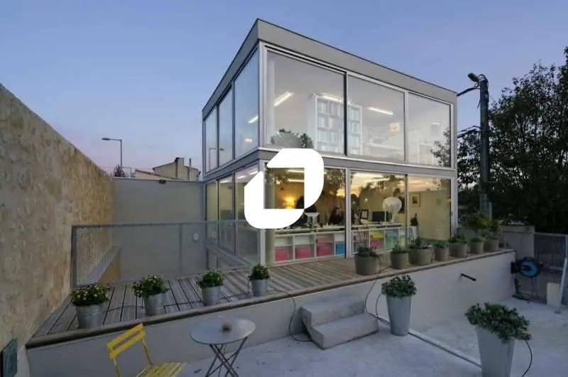 Bureau dans Lormont à louer - Photo de l’immeuble – Image 1 sur 12