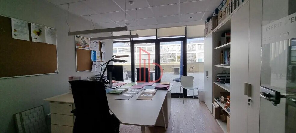 Bureau dans Bordeaux à louer - Photo de l’immeuble – Image 3 sur 5
