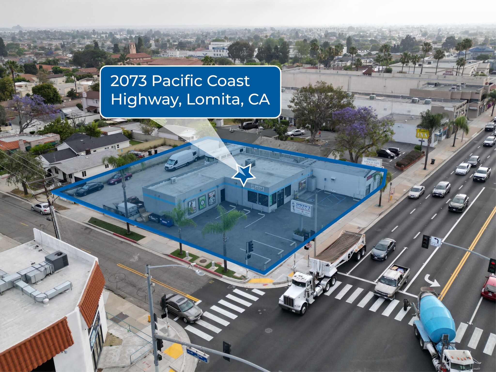 2073 Pacific Coast Hwy, Lomita, CA à louer Photo principale– Image 1 sur 6