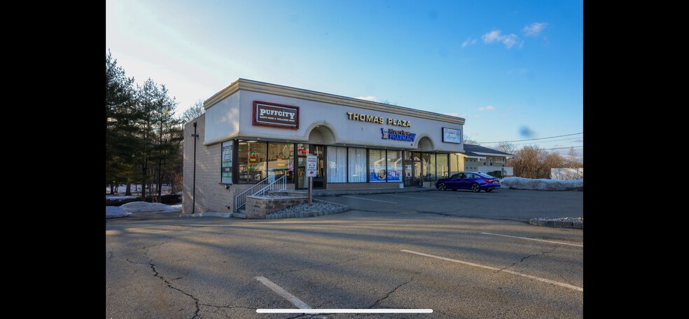 2405 Hamburg Tpke, Wayne, NJ à louer - Photo de l’immeuble – Image 2 sur 11