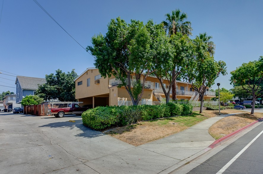 7353 Comstock Ave, Whittier, CA à vendre - Photo de l’immeuble – Image 2 sur 22