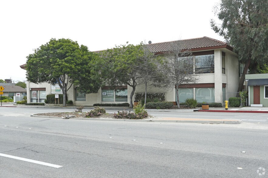 1303 E Grand Ave, Arroyo Grande, CA à louer - Photo de l’immeuble – Image 3 sur 8