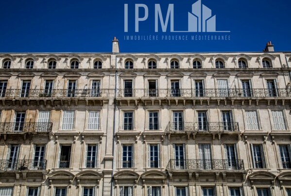 Local d'activités dans Bouc-Bel-Air à vendre - Photo de l’immeuble – Image 2 sur 7