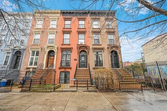 Plus de détails pour 478 Classon Ave, Brooklyn, NY - Logement à vendre