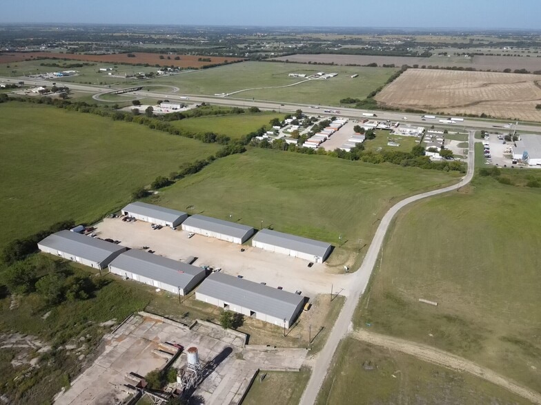 900 Utility Rd, Sanger, TX à louer - Aérien – Image 3 sur 5