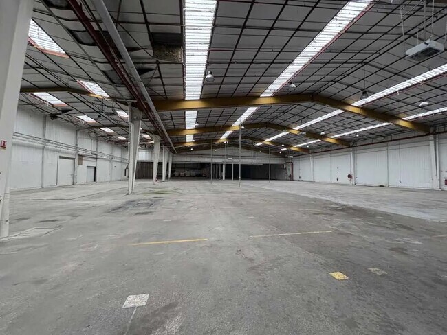 Plus de détails pour Industriel/Logistique à vendre