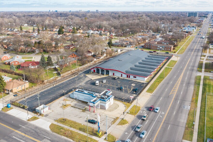 21630 W 7 Mile Rd, Detroit, MI à vendre - Aérien – Image 3 sur 11