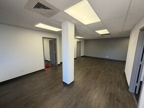 2425 W 12th St, Tempe, AZ à louer Photo intérieure– Image 2 sur 10