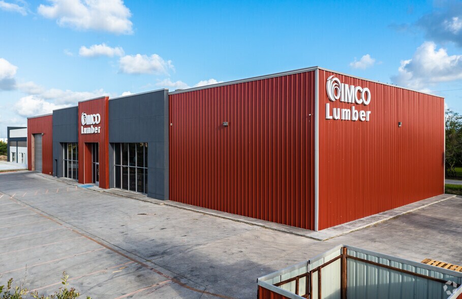 3640 Ruben M Torres Sr Blvd, Brownsville, TX à louer - Photo de l’immeuble – Image 2 sur 4