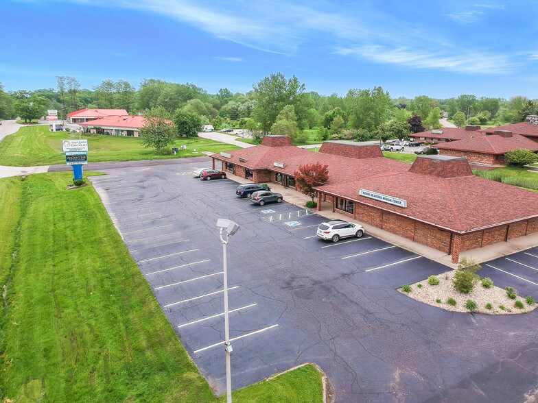 8111 E 109th Ave, Crown Point, IN à louer - Aérien – Image 2 sur 16