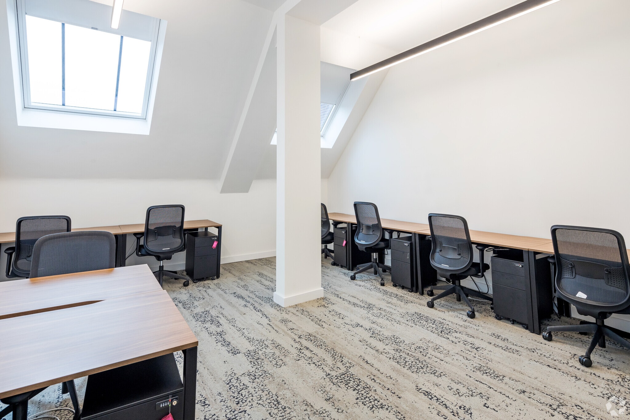 30 Tweedy Rd, Bromley à louer Photo intérieure– Image 1 sur 4