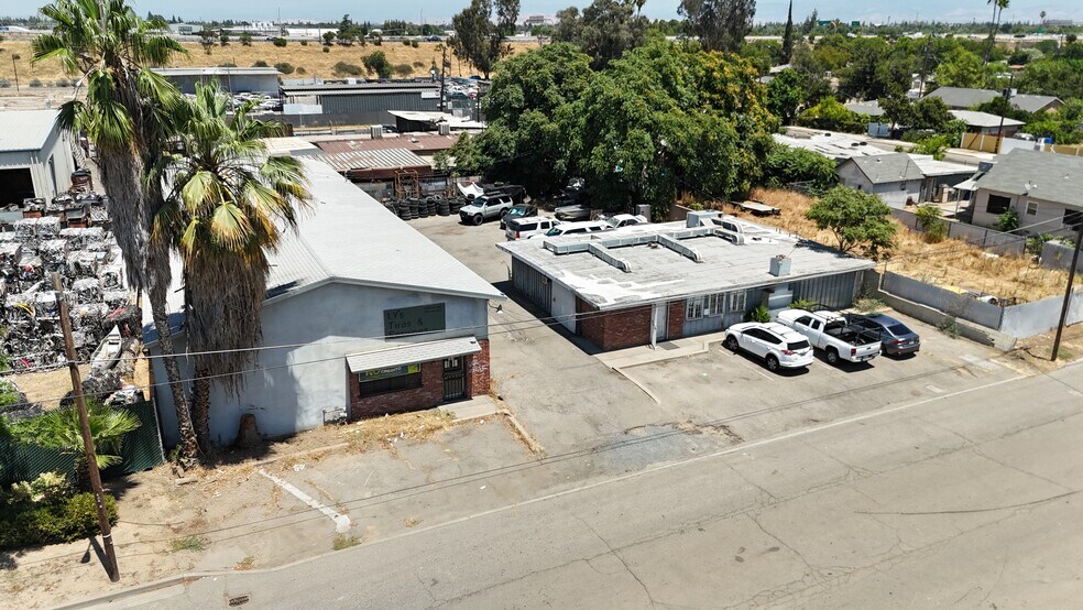 4631 E Turner Ave, Fresno, CA à vendre - Photo principale – Image 1 sur 48
