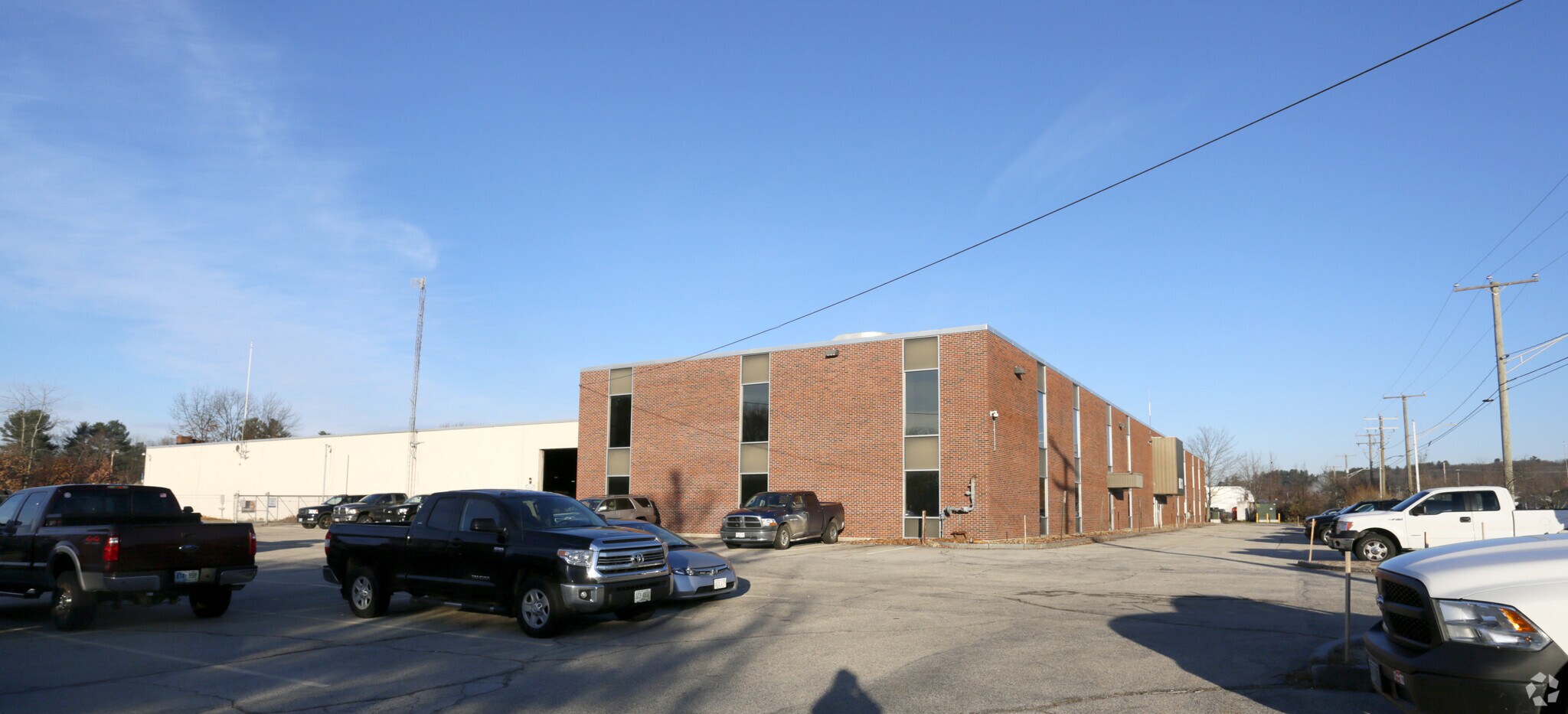 100 Gay St, Manchester, NH à louer Photo de l’immeuble– Image 1 sur 5