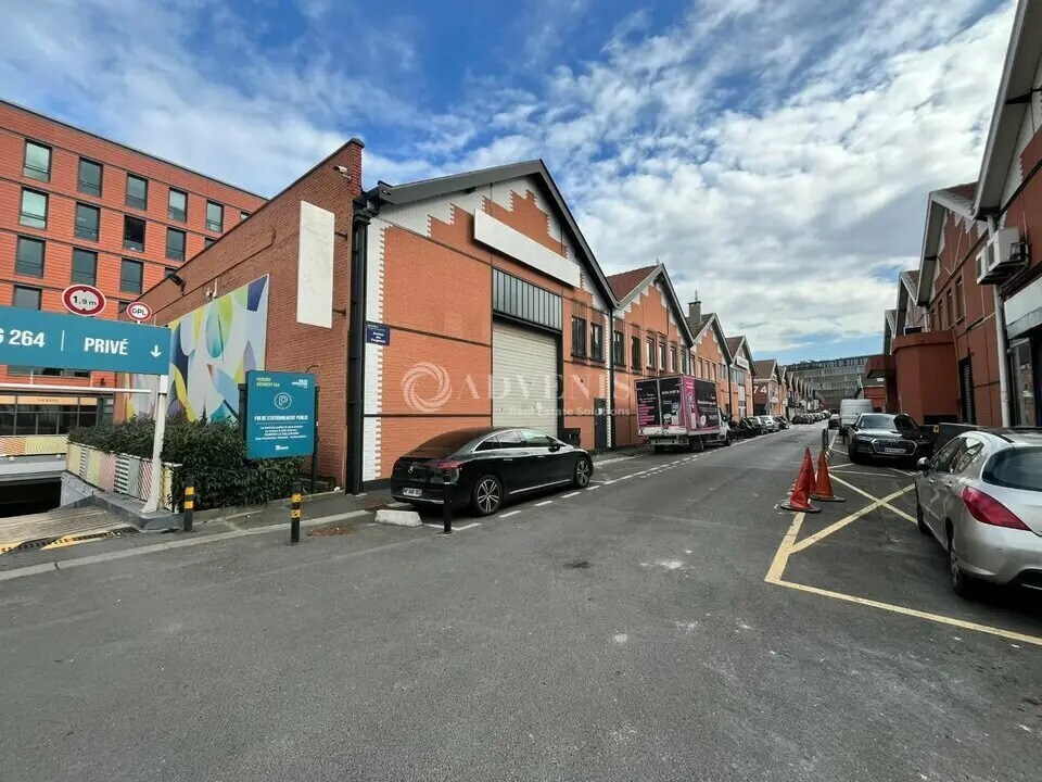 Local d’activités dans Aubervilliers à louer Photo de l’immeuble– Image 1 sur 6