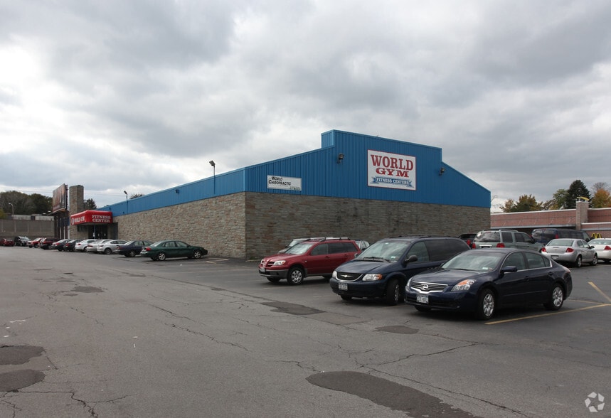 1705 East Ave, Rochester, NY à louer - Photo principale – Image 1 sur 8