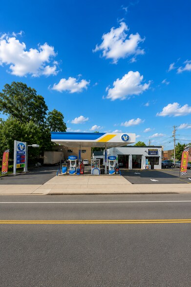 90 Hackensack Ave, Hackensack, NJ à louer - Photo principale – Image 1 sur 13