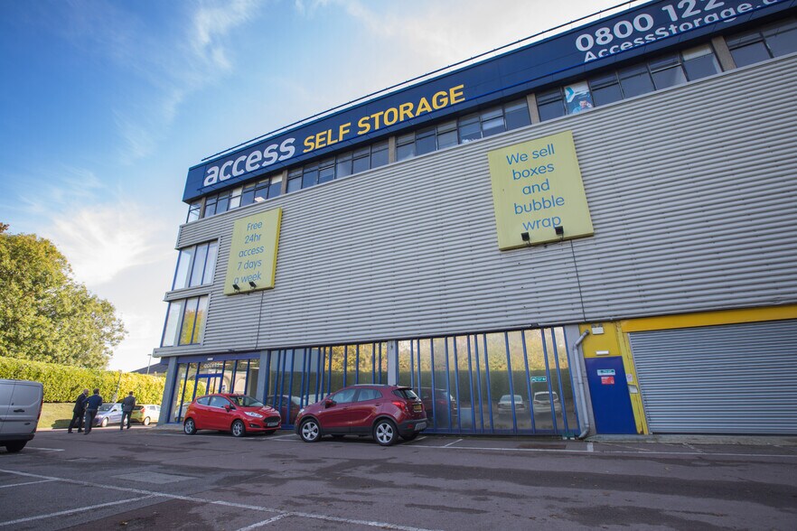 Rankine Rd, Basingstoke à louer - Photo de l’immeuble – Image 2 sur 5