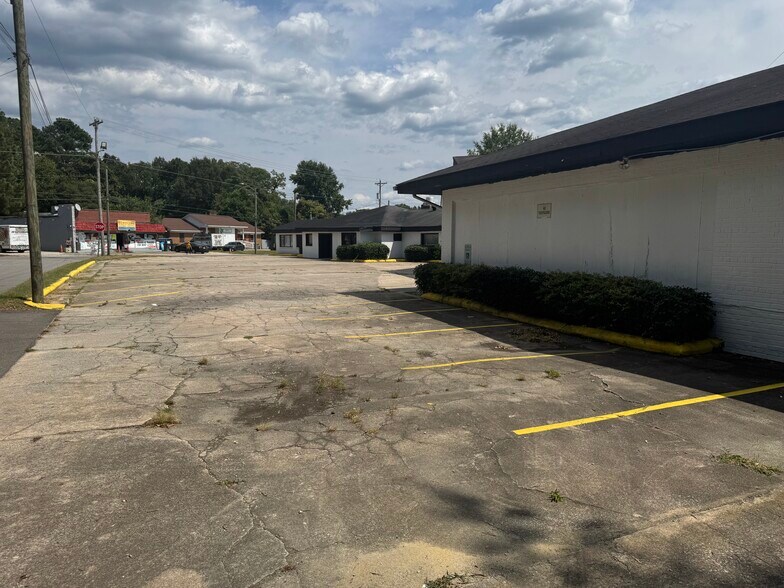 800-810 Cokey Rd, Rocky Mount, NC à louer - Photo de l’immeuble – Image 3 sur 4