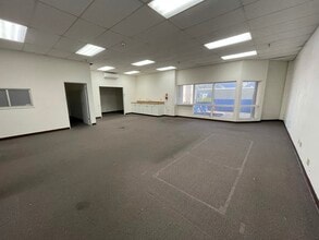 2290 Alahao Pl, Honolulu, HI à louer Photo intérieure– Image 1 sur 4