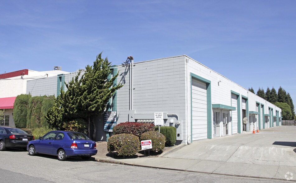 2317-2335 American Ave, Hayward, CA à louer - Photo principale – Image 1 sur 8