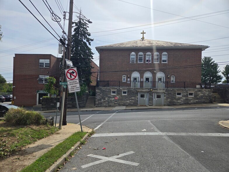 3400 Dennison Ave, Drexel Hill, PA à louer - Photo de l’immeuble – Image 3 sur 5