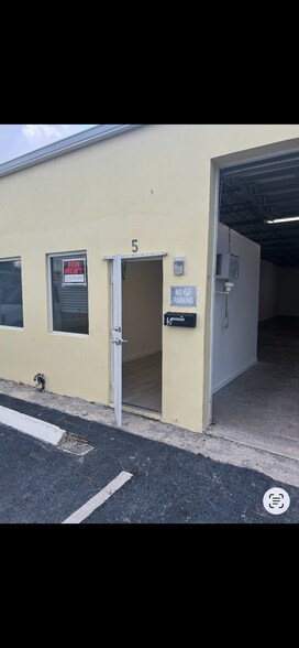 1190 S Dixie Hwy W, Pompano Beach, FL à louer - Photo de l’immeuble – Image 3 sur 12