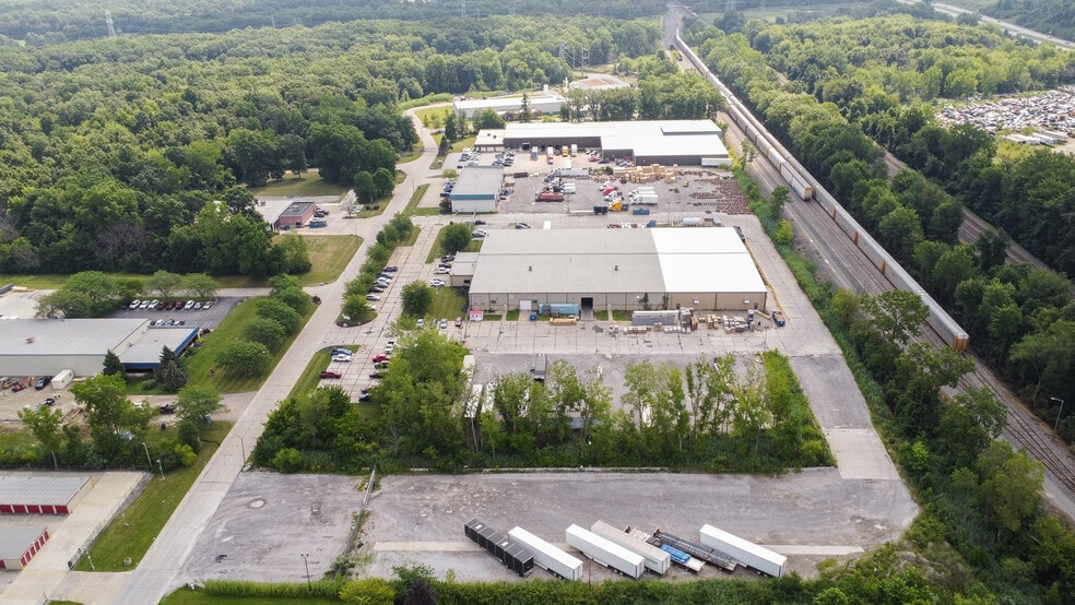 7425 & 7405 Industrial Parkway Dr portefeuille de 2 biens à vendre sur LoopNet.fr - Photo de l’immeuble – Image 3 sur 24