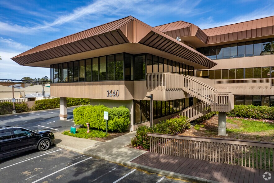 1440 Maria Ln, Walnut Creek, CA à louer - Photo de l’immeuble – Image 1 sur 8