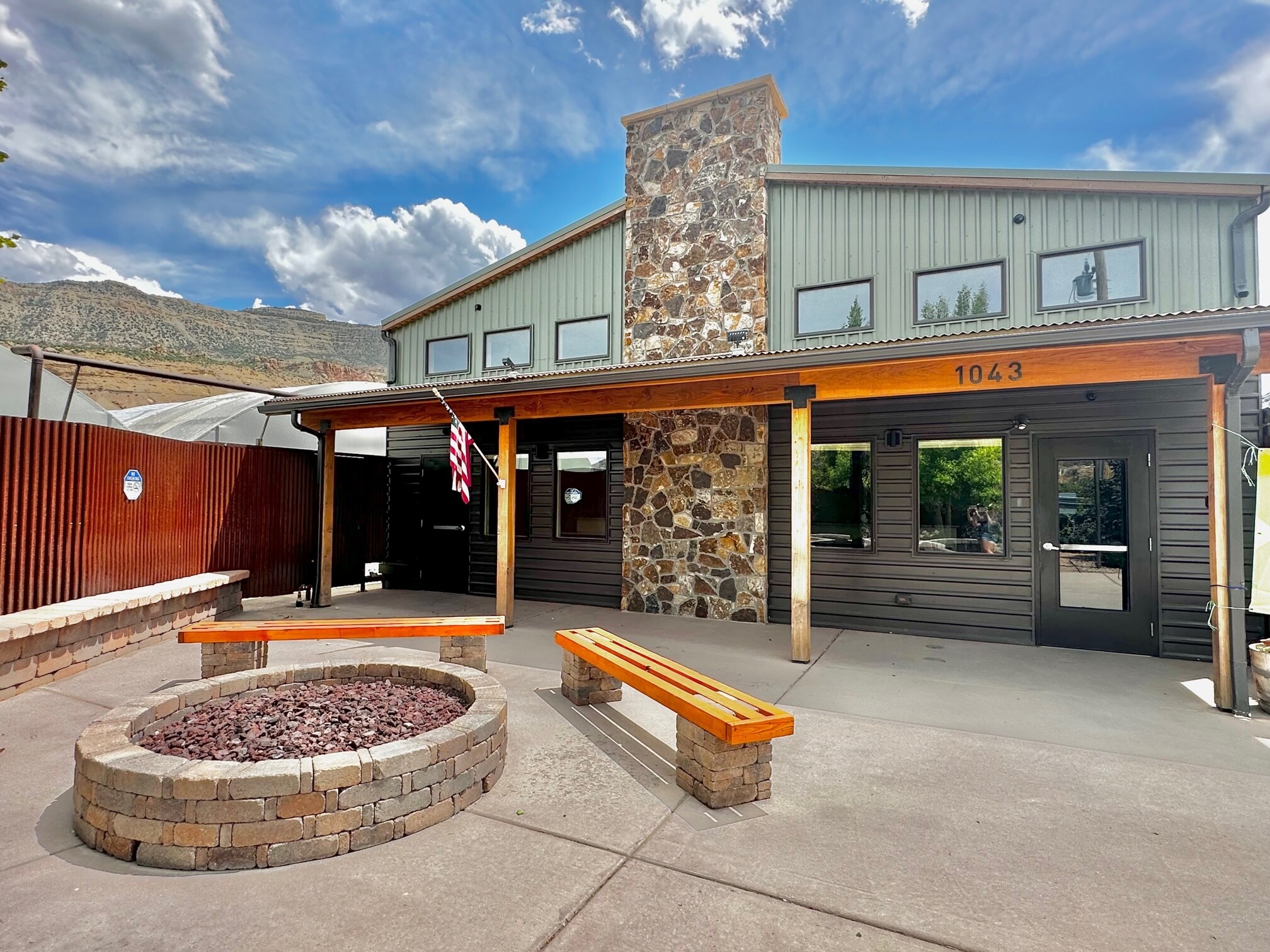 1043 N River Rd, Palisade, CO à vendre Photo principale– Image 1 sur 14