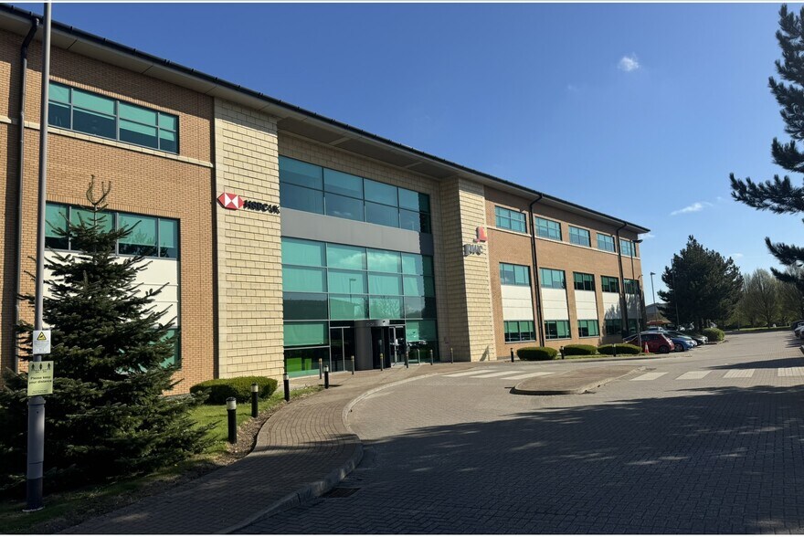 Herald Way, Derby à louer - Photo de l’immeuble – Image 1 sur 2